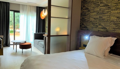 Habitación ejecutiva doble, 1 cama de matrimonio con sofá cama