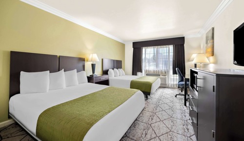 Habitación estándar, 2 camas de matrimonio, accesible para personas con discapacidad