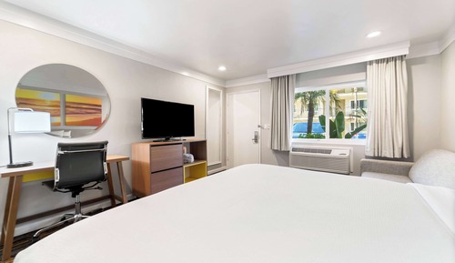 Habitación, 1 cama de matrimonio grande, no fumadores (Efficiency, Mobility)