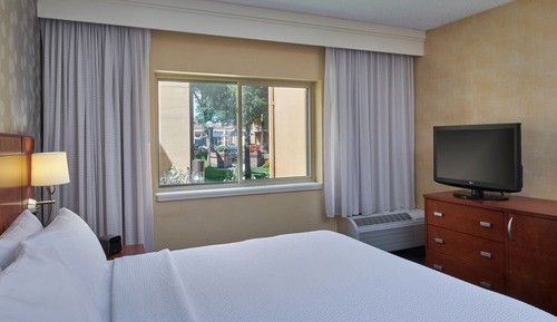 Suite, 1 habitación, vistas al patio (Hearing Accessible)