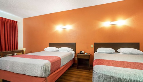 Habitación estándar, 2 camas de matrimonio, no fumadores, frigorífico y microondas