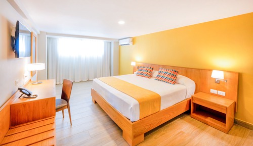 Habitación estándar, 1 cama de matrimonio grande, vistas al jardín