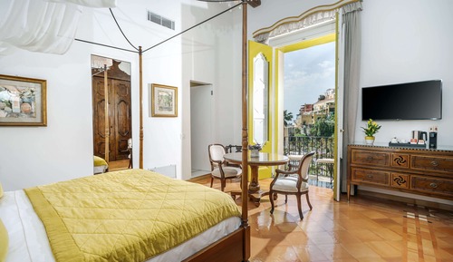 Habitación Deluxe con 1 cama doble o 2 individuales, balcón, vistas al mar