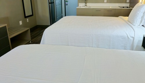 Habitación, 2 camas de matrimonio, no fumadores (Efficiency)