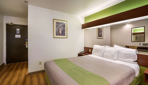 Habitación Deluxe, 1 cama de matrimonio grande, fumadores, frigorífico y microondas