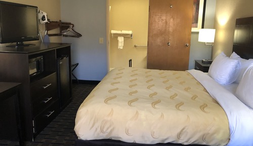 1 cama de matrimonio grande, fumadores