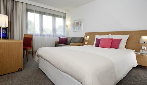 Habitación estándar doble, 1 cama doble con sofá cama