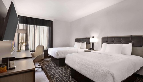 Habitación, 2 camas de matrimonio, no fumadores (Mobility Bathtub w/Grab Bars)