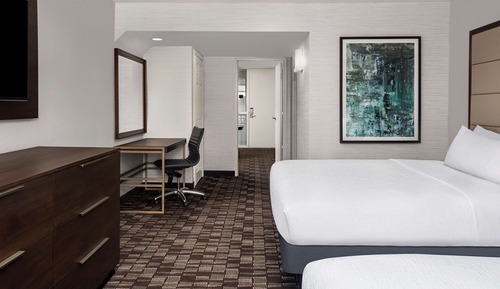 Habitación, 2 camas de matrimonio, accesible para personas con discapacidad (Hearing)