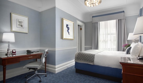 Habitación Signature, 1 cama de matrimonio grande (Best view of Church & Public Library)