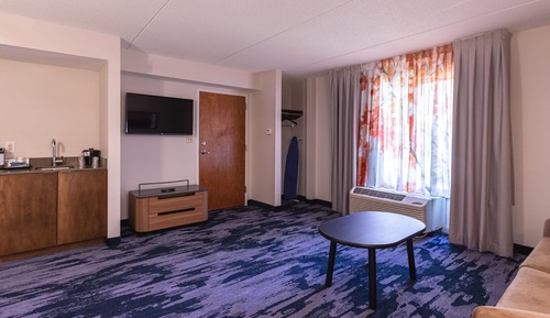 Suite, 1 cama de matrimonio grande con sofá cama