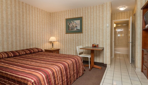 Suite estudio, 2 camas de matrimonio, no fumadores, cocina básica