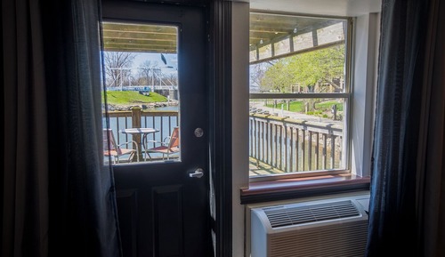 Habitación Signature, 1 cama de matrimonio grande, patio, vistas al río