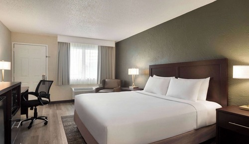 Habitación, 1 cama de matrimonio grande, no fumadores, vistas a la piscina