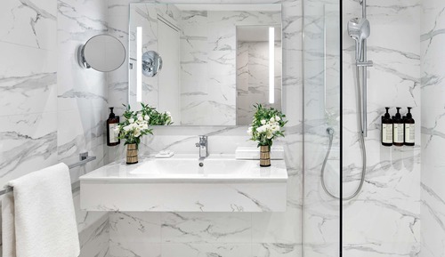 Suite junior, 1 cama de matrimonio grande, vistas al jardín