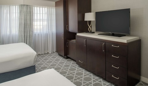 2 Queens Mobility Accessible w/ Roll In Shower