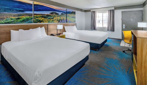 Habitación estándar, 2 camas de matrimonio, accesible para personas con discapacidad