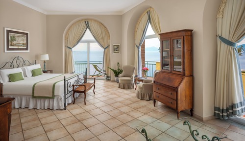 Suite (Tiberio Master)