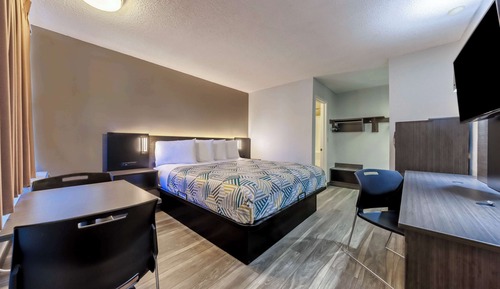 Habitación estándar, 1 cama de matrimonio grande, no fumadores, frigorífico y microondas