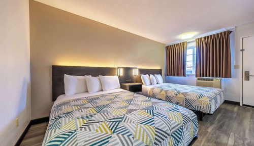 Habitación estándar, 2 camas de matrimonio, accesible para personas con discapacidad, no fumadores