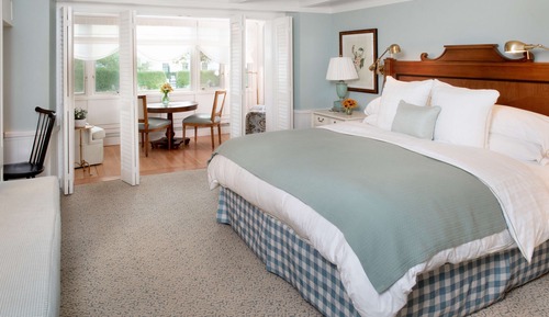 Habitación, varias camas