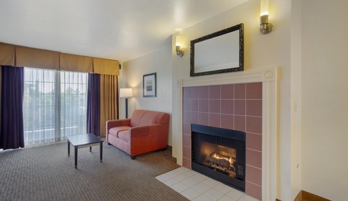 Suite, 1 cama de matrimonio grande, no fumadores, balcón (with Sofabed)