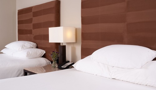 Habitación, 2 camas de matrimonio, en esquina