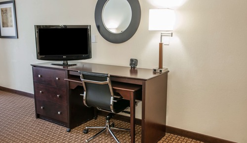 Suite, 2 camas dobles, accesible para personas con discapacidad, no fumadores (Roll in Shower)