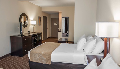 Suite, no fumadores (2 Double Beds & 1 Sofa Bed)