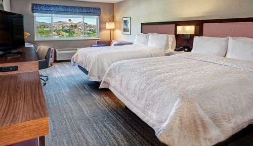 Habitación, 2 camas de matrimonio, no fumadores, frigorífico y microondas