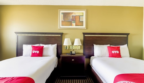 Habitación, varias camas