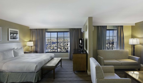 Suite junior, 1 cama de matrimonio grande, vistas al puerto deportivo