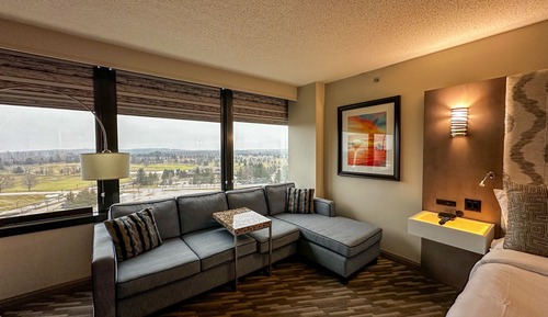 Habitación Deluxe, 1 cama de matrimonio grande, vistas al campo de golf (Tower Deluxe King Bed)