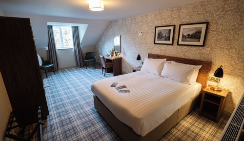 Habitación clásica con 1 cama doble o 2 individuales