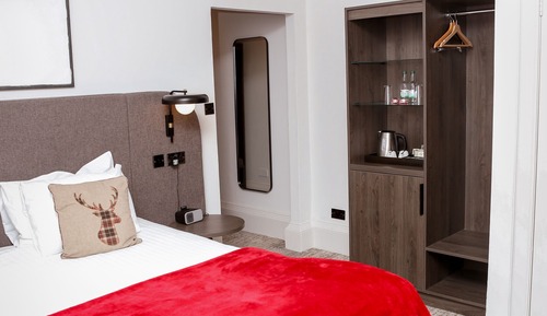 Habitación superior, 1 cama doble, no fumadores