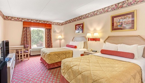 Habitación, 2 camas dobles, no fumadores (2nd Floor)