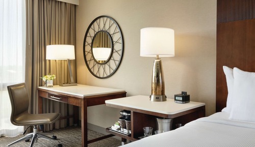 1 cama de matrimonio grande y 1 sofá cama No fumadores