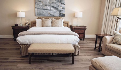 Suite ejecutiva, 1 cama de matrimonio grande con sofá cama, vistas a la ciudad (Jetted Tub)