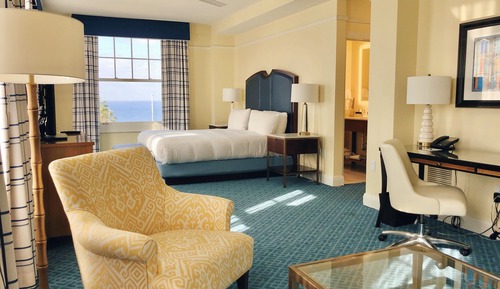 Habitación superior, 1 cama de matrimonio grande con sofá cama, vistas al mar