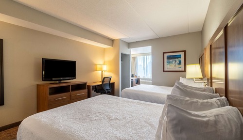 Habitación estándar, 2 camas de matrimonio, frigorífico y microondas, en esquina