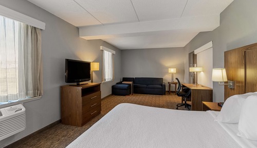 Suite, 1 cama de matrimonio grande, accesible para personas con discapacidad, balcón (with Sofabed)