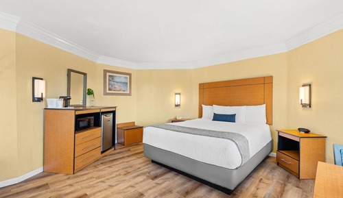 Suite, 1 cama de matrimonio grande, no fumadores, balcón