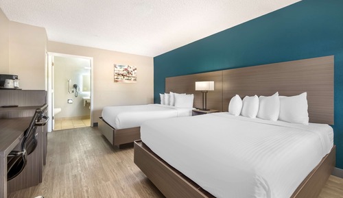 Habitación estándar, 2 camas de matrimonio, accesible para personas con discapacidad, bañera