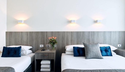 Habitación con 2 camas individuales