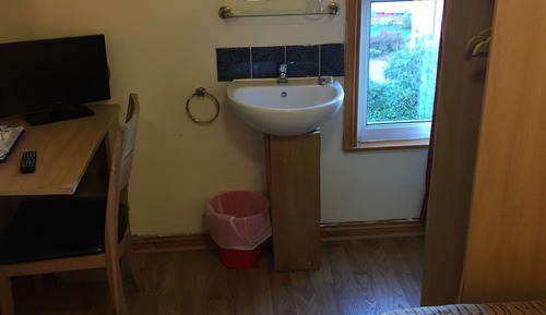 Habitación individual básica, 1 cama individual, baño compartido