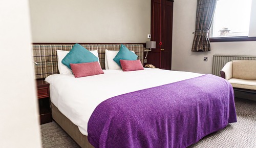 Habitación superior con 1 cama doble o 2 individuales, 1 habitación