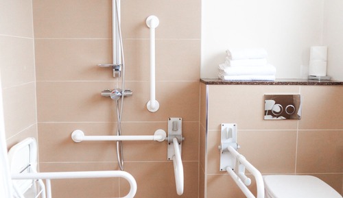 Habitación estándar con 1 cama doble o 2 individuales (Part Accessible)