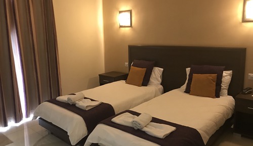 Habitación superior con 2 camas individuales