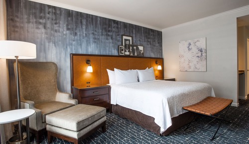 Suite, 1 cama de matrimonio grande, vistas a la ciudad, en esquina