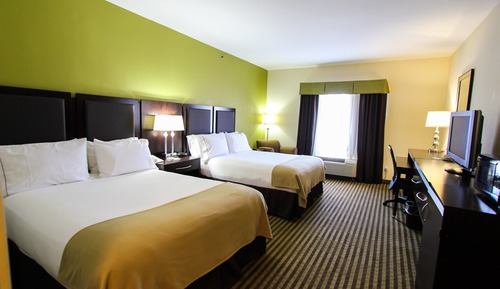 Habitación estándar, 2 camas de matrimonio, accesible para personas con discapacidad (Comm, Tub)